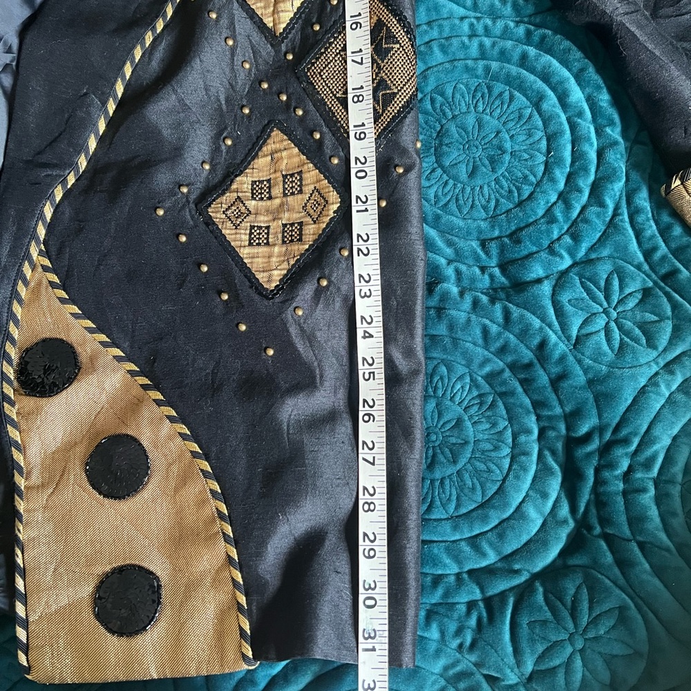 Vintage embroidered jacket. - Picture 5 of 7